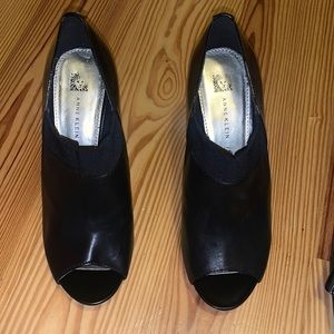 anne klein heels with peep toe, gently used